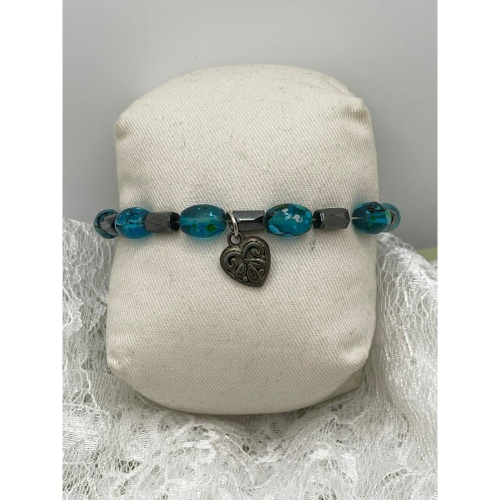 Blue / Metallic Magnetic Beaded Stretch Heart Charm Bracelet